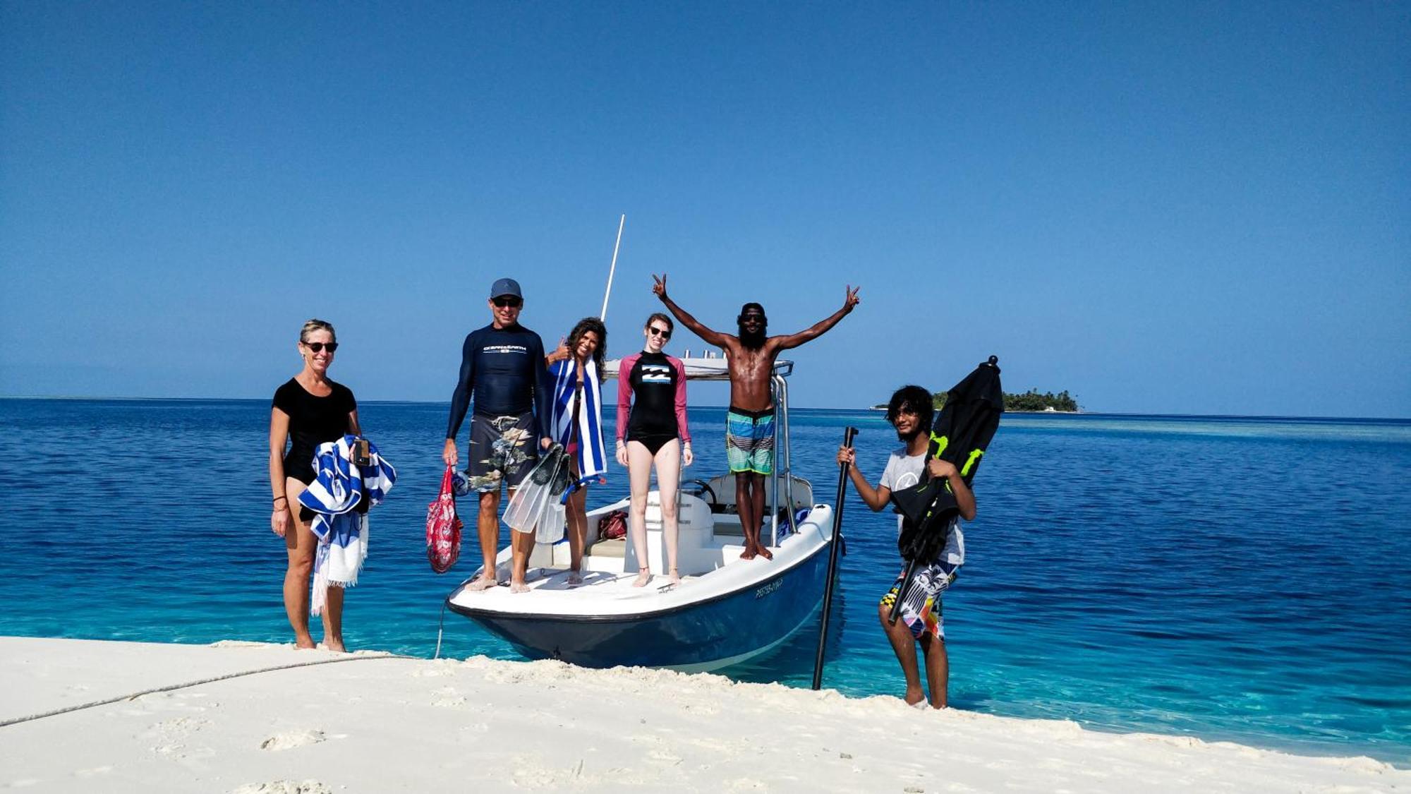 Hotel Akiri Surf Retreat Thulusdhoo Exterior foto